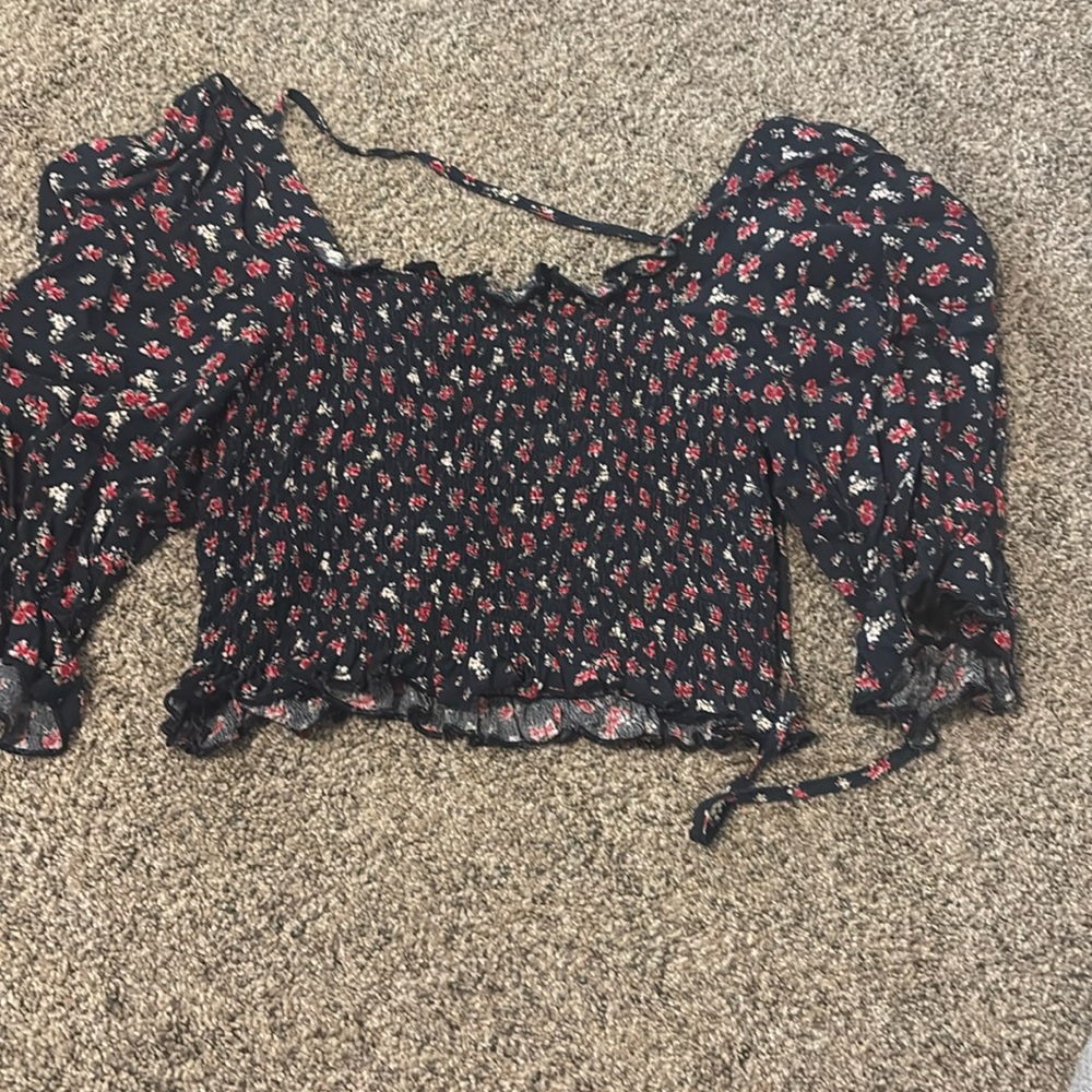 Francesscas/ Jun and Ivy Navy Floral Long Sleeve Square Neck